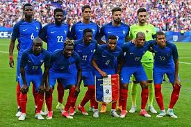 Francja wygrywa Urugwaj